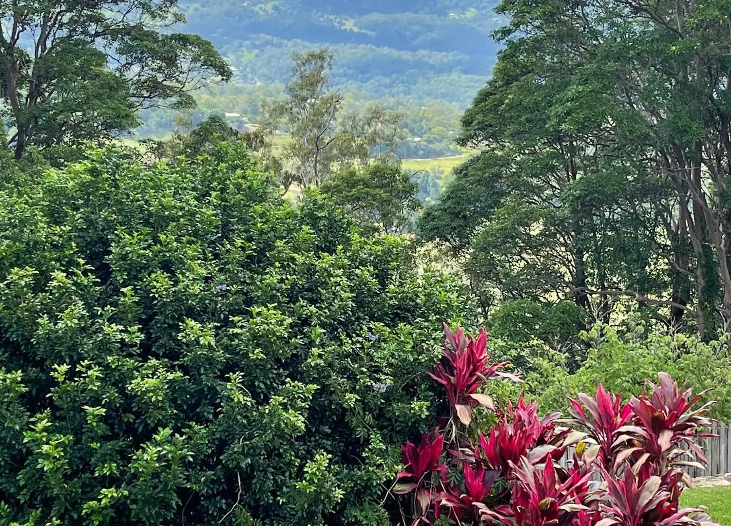 Holiday home Emirau Villa Montville Australia